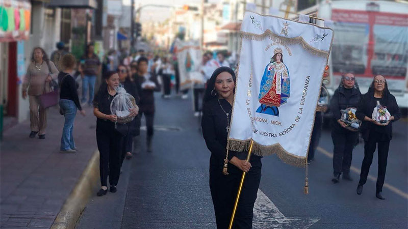 Participa Adriana Campos Huirache en celebraciones de la Virgen de la Esperanza en Jacona 