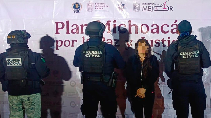 En Uruapan, Michoacán aprehende la Guardia Civil a presunta “tiradora” de sustancias ilícitas 