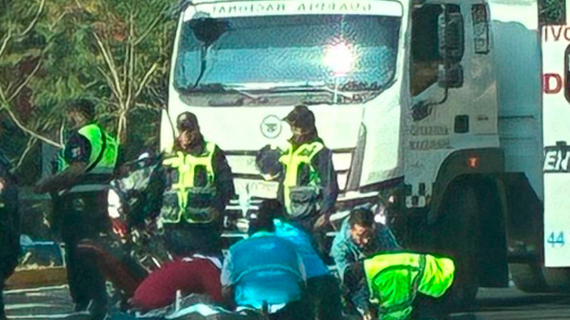 En accidente vehicular en Uruapan, Michoacán, muere motociclista  