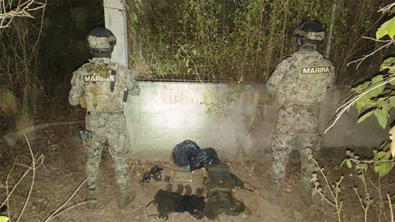 En Lázaro Cárdenas, Michoacán: Asegura la Marina equipo táctico en la comunidad El Habillal 