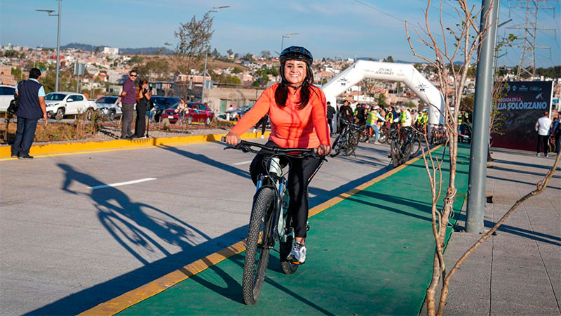Suma Gladyz Butanda 29.4 km de ciclovía construidos en Michoacán 