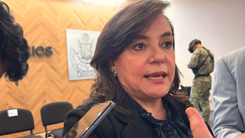 Resalta Silvia Amaya aumento en matrícula universitaria en la UAQ 