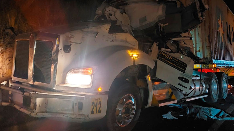 Choque en la Siglo XXI deja un muerto y un herido 