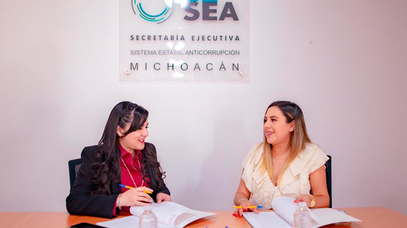Dayana Pérez Mendoza fortalece la transparencia en Salvador Escalante con la firma de convenio con SESEA 
