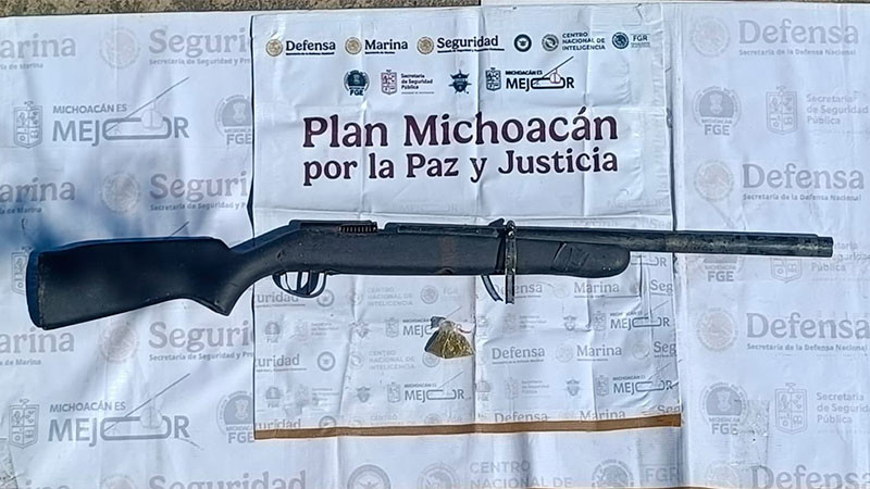 En Apatzingán, Michoacán: Detiene la Guardia Civil a un hombre con escopeta “hechiza” y hierba verde 