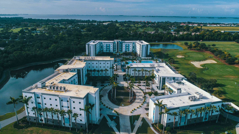 Escándalo de élite: escuela de lujo en EEUU alojó con colegiaturas millonarias a hijos de capos mexicanos 