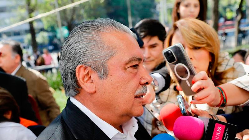 Raúl Morón reacciona a denuncia en su contra por asesinato de Carlos Manzo; se deslinda totalmente del crimen 