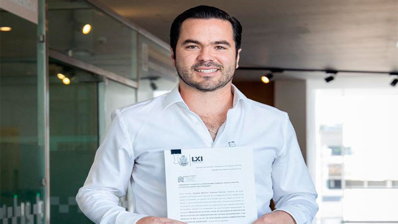 Presenta Mauricio Cárdenas una iniciativa de reforma a la Ley Federal de los Trabajadores al Servicio del Estado de Querétaro 