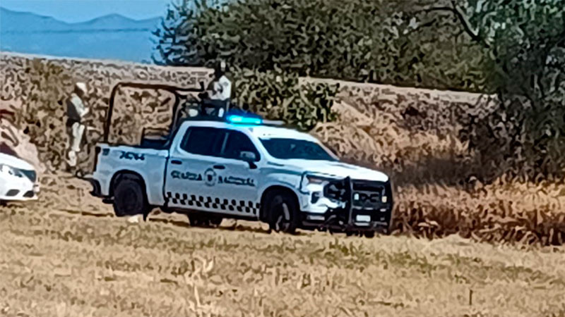 Localizan los cuerpos de tres hombres con el tiro de gracia en un camino de terracería de la comunidad del Sabino de Apaseo el Alto, Guanajuato 