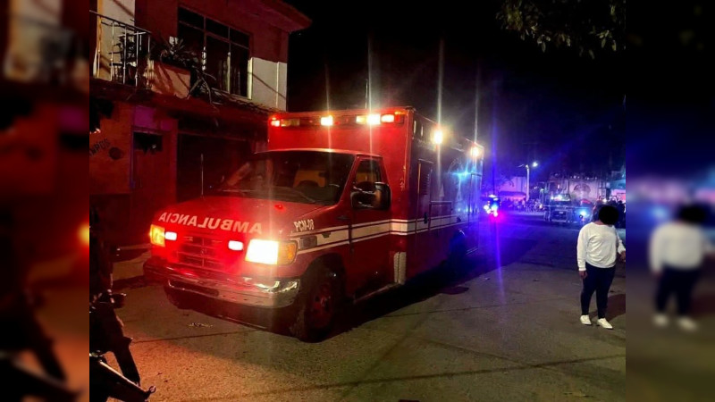 Miedo se apodera de la noche en Uruapan, Michoacán: ultiman a dos mujeres y dejan a un hombre herido en plena calle 