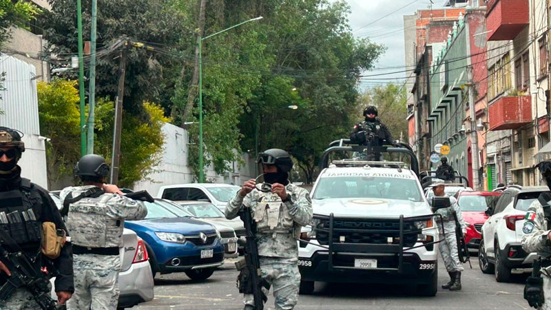 Fuerte operativo custodia los restos de "El Mencho" en CDMX 