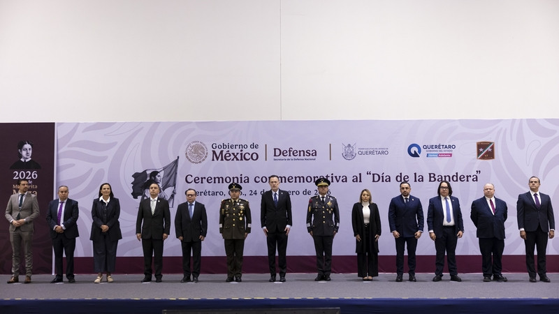 Preside Mauricio Kuri Ceremonia Conmemorativa del Día de la Bandera en Querétaro 