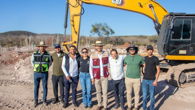 Alexis Velázquez da seguimiento al programa “Viviendas para el Bienestar” en Huandacareo  