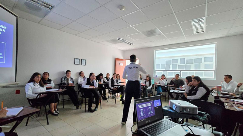 Imparte el CJIM taller con perspectiva de género ante personal del C3 Michoacán 