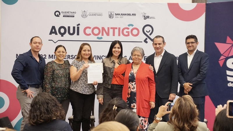 Inaugura Liliana San Martín Expo Empleo en San Juan del Río 