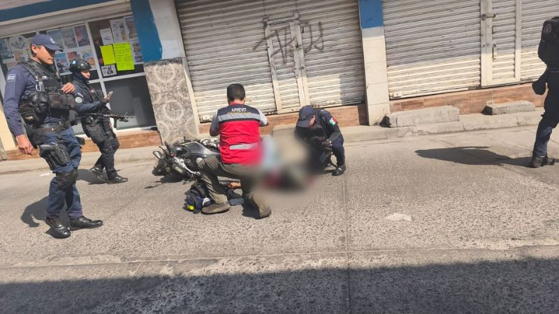 Motociclista resulta herido tras ataque a balazos en Uruapan, Michoacán 