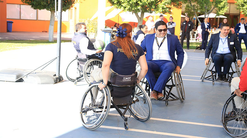 Con la finalidad de ofrecer servicios públicos accesibles y con enfoque incluyente, personal de la FGE de Michoacán realiza una visita al CRIT  