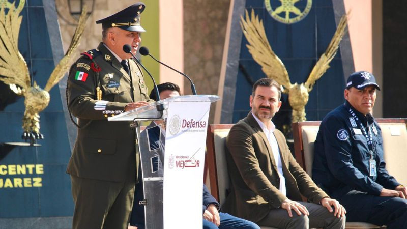 Yankel Benítez da bienvenida a jóvenes del Servicio Militar Nacional en Morelia 