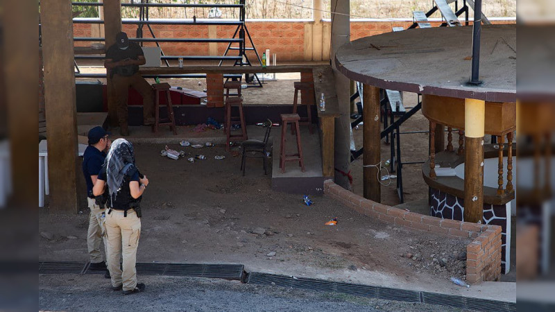 Garras y plomo: del canto del gallo a las ráfagas, la historia de los palenques en Michoacán 