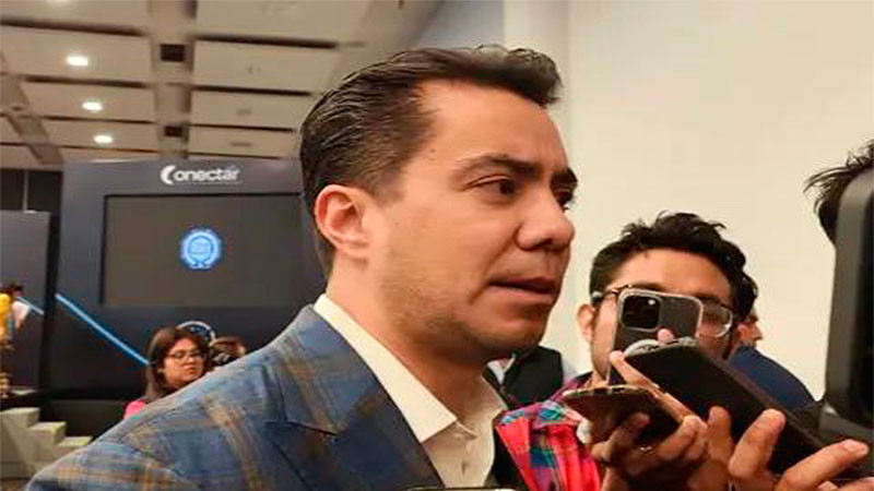 Transporte eléctrico gratuito iniciará servicio en dos meses en la capital queretana: Felifer Macías  