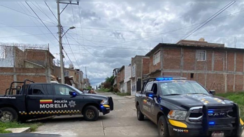 Seis sujetos machetean a motociclista para robarle todo, en Morelia, Michoacán  