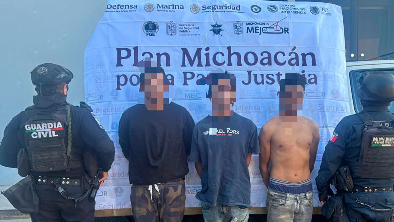 Caen tres en posesión de estupefacientes, en Jacona, Michoacán 