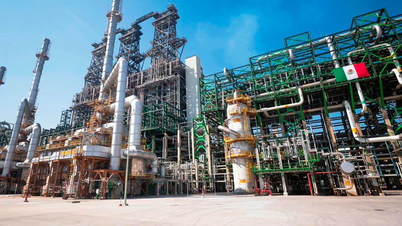 Bloquean planta de Pemex en Chiapas; en riesgo suministro de combustible en el sur de México 