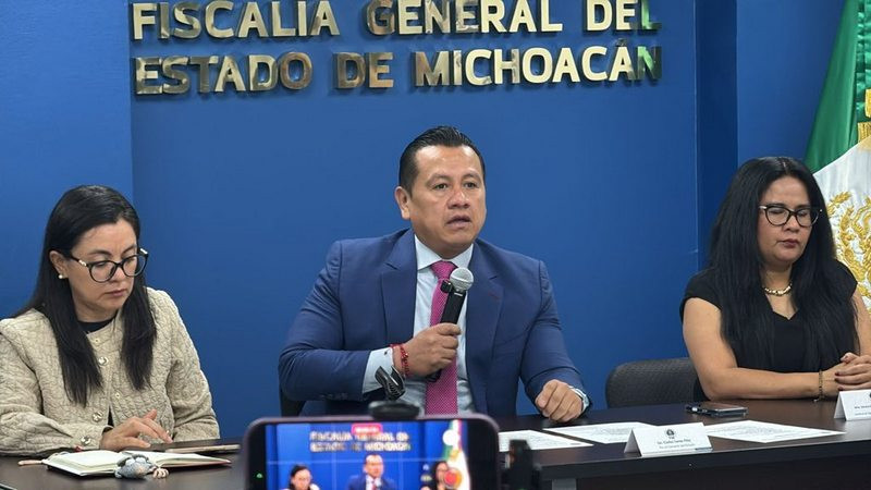 Adiós a tarifas abusivas de grúas en Michoacán; se establece cobro máximo de 15 mil pesos en traslados: Carlos Torres Piña  