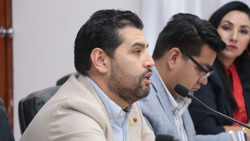 Octavio Ocampo llama a modernizar y blindar el sistema electoral en apertura de mesas por reforma 