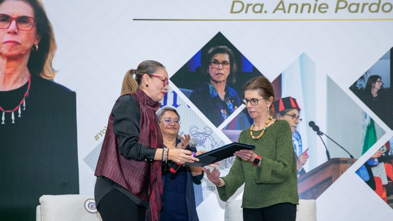 La doctora Annie Pardo incentiva a las y los estudiantes nicolaitas a convertirse en los futuros investigadores  