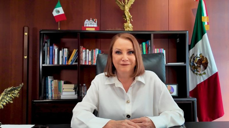 Senado recibe iniciativa para limitar pensiones de exfuncionarios 