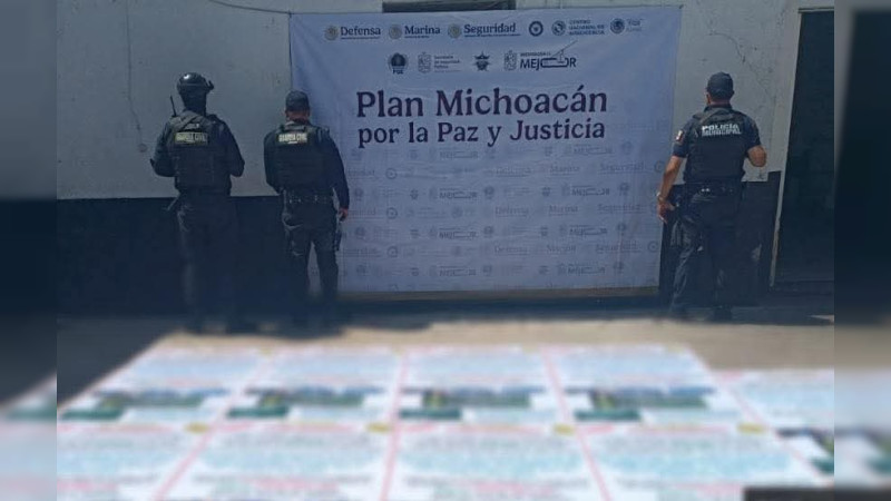 Michoacán: Tapizan Puruándiro con mensajes contra militares; despliegue total de la Guardia Civil 