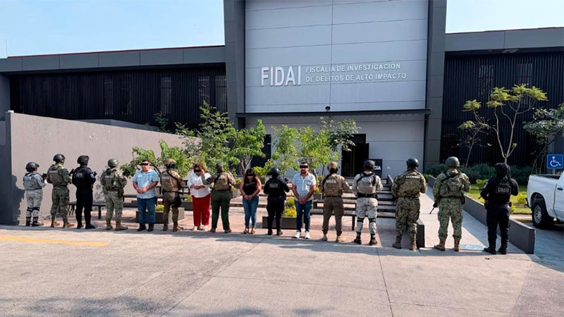 Detienen a dos integrantes del cabildo y al tesorero de Amacuzac, Morelos, por el delito de extorsión agravada  