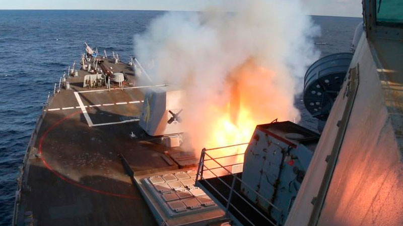 Submarino de EEU hunde buque de guerra iraní en el océano Índico	 