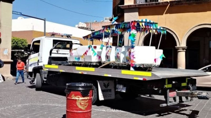 Retiran “trenecito” turístico por irregularidades y adeudos; permanece en el corralón 