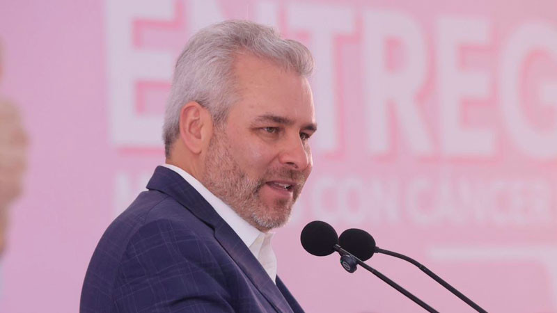 Fortalece Michoacán atención integral a más de 2 mil 900 mujeres con cáncer: Bedolla 
