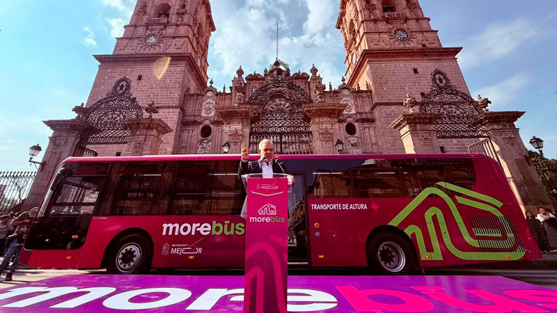 Bedolla presenta el Morebús, nuevo transporte que pone fin a más de 50 años de rezago en movilidad 