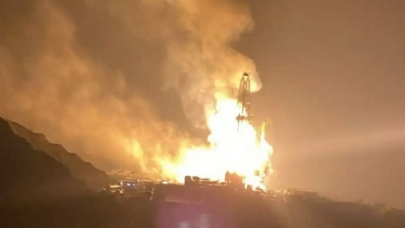 Fuga de gas provoca incendio en pozo petrolero de Veracruz 