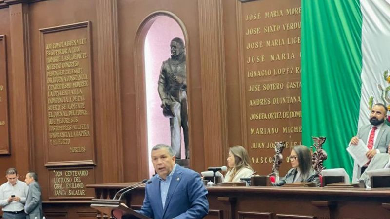 Barragán presenta iniciativa para compensar a quienes pierdan su vehículo por hechos violentos 