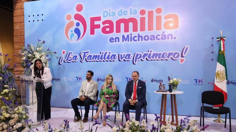 Con conferencias, conmemoran Día de la Familia en Michoacán en Congreso del Estado 