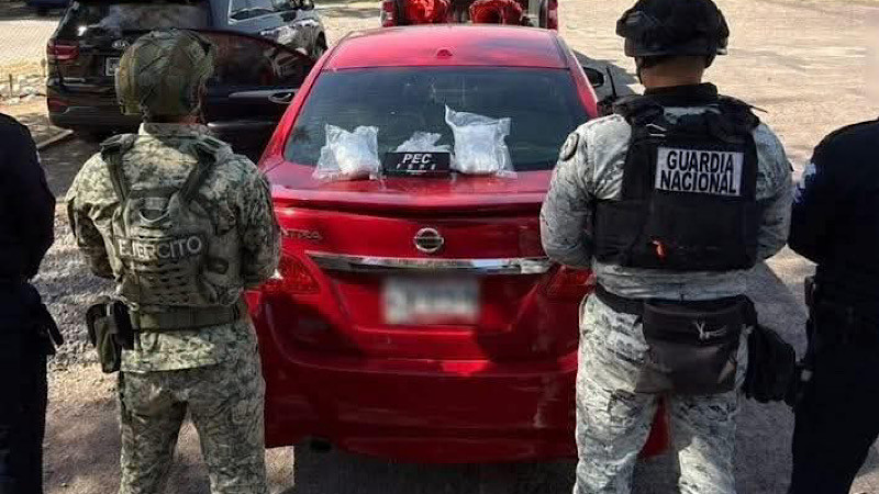 Aseguran 60 kilos de estupefacientes en la Morelia-Salamanca; hay 4 detenidos  