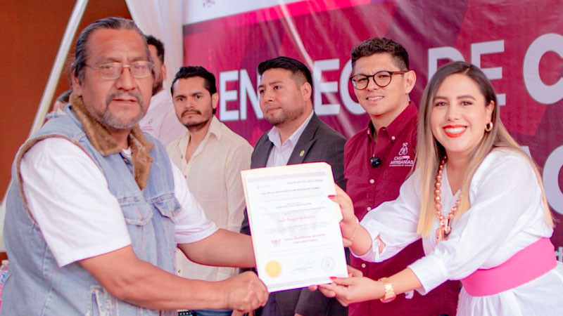 Dayana Pérez destaca certificación del cobre martillado de Santa Clara del Cobre 