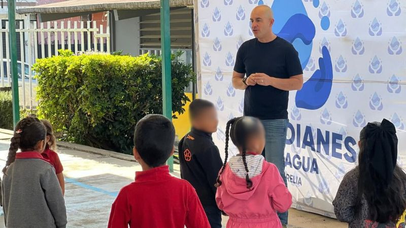 Adolfo Torres Ramírez fortalece educación sobre el cuidado del agua en escuelas de Morelia 