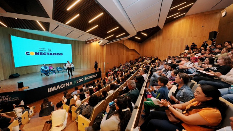 Más de 5 mil personas se han visto beneficiadas con Programa "Conectados": Felifer Macías 
