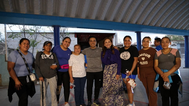 Participa Luis Nava en activación física en Colón, Querétaro 