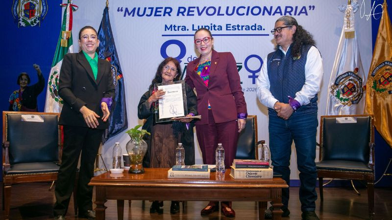 Michoacán: Necesario visibilizar el papel de las mujeres en la historia, señala la profesora Lupita Estrada ante estudiantes 