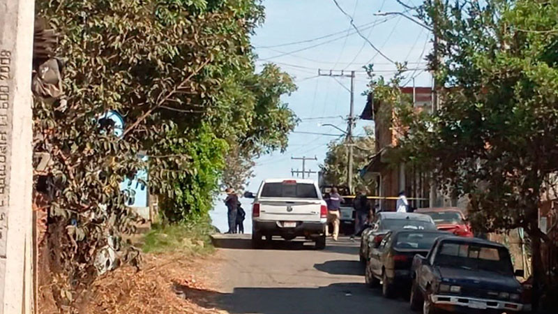 Hombre pierde la vida mientras recibía atención médica en un hospital de Uruapan, Michoacán, tras ser atacado en su domicilio en la colonia San Rafael  