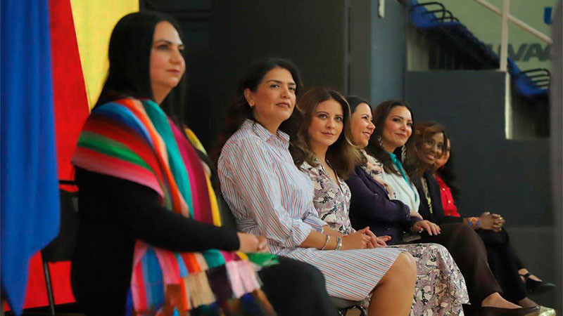 Cuando las mujeres caminan juntas, todo es posible: Paola Delgadillo 