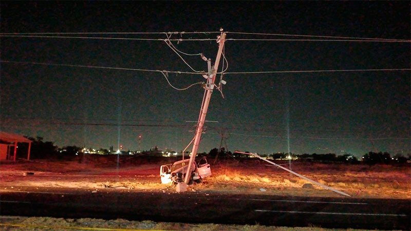 Tras aparatoso accidente, se quedan 6 colonias sin energía eléctrica en Celaya, Guanajuato 