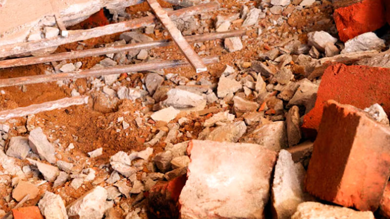 Se derrumba casona en el centro de Mérida, Yucatán; hay una persona fallecida y un herido  